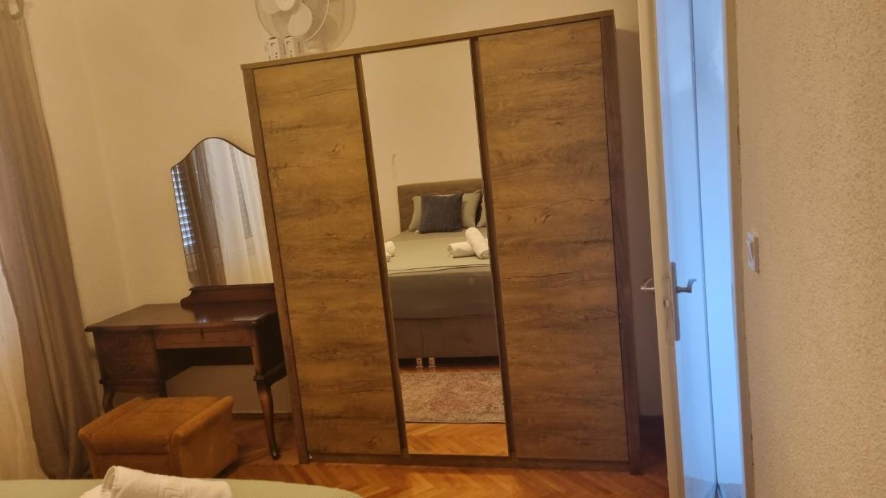 Foreks Apartman Apartment Makarska Exterior foto