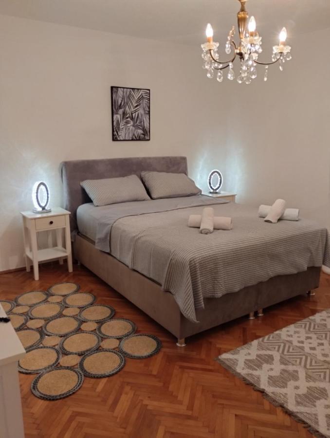 Foreks Apartman Apartment Makarska Exterior foto